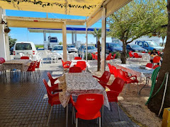 La Gasolinera 375 bar gansos bocadillos