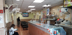 Three Star Dŏner Pizzeria
