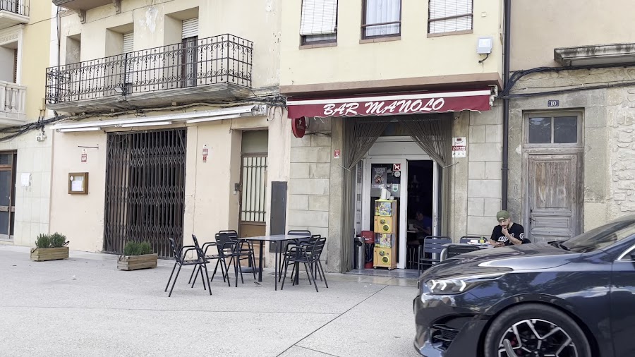 BAR MANOLO.