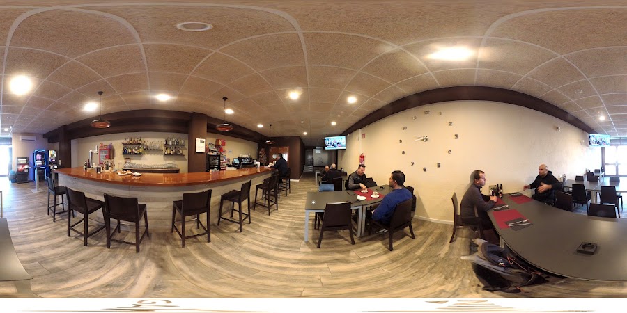 Bar - Restaurant THIANA