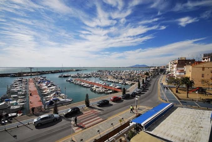 HOTEL AMPOLLA SOL S.L.