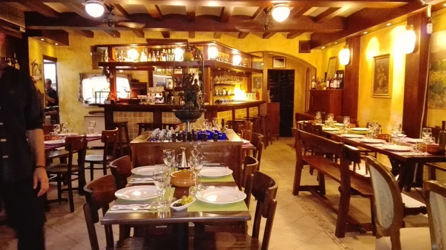 LA TABERNA DEL MAR
