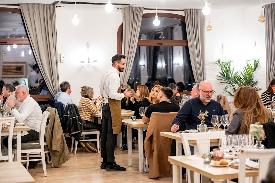 Restaurant Mirador de les Caves | Cuina amb brasa a prop de Sant Sadurní