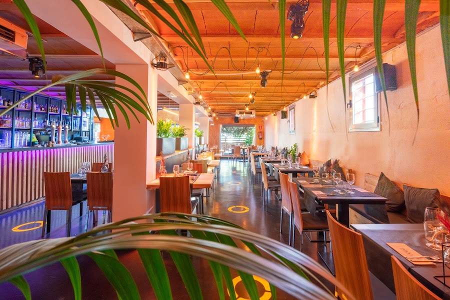 TABÖO MARESME Restaurant Lounge
